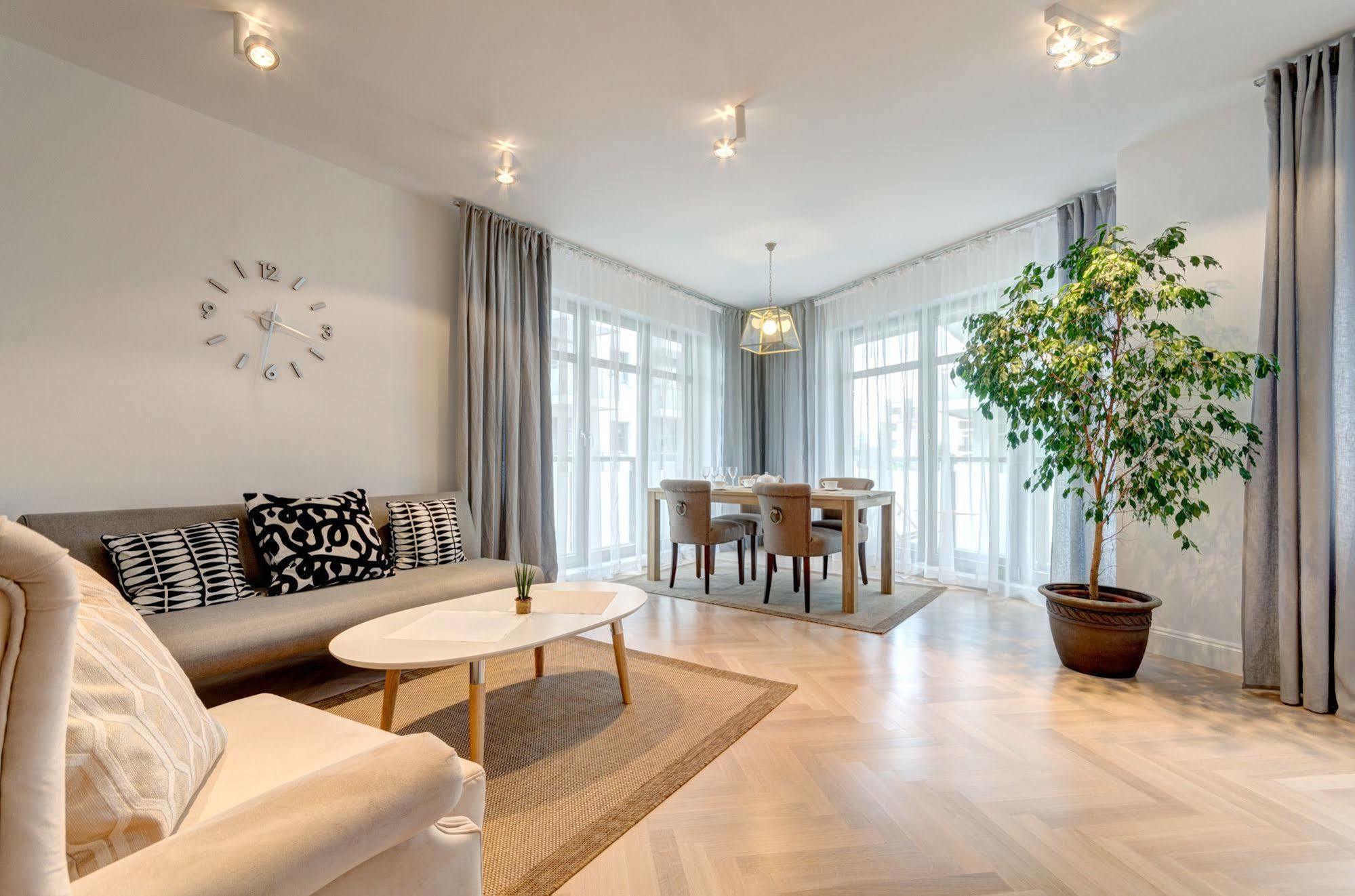 Swanky And Modern Marina Residence Сопот Екстериор снимка
