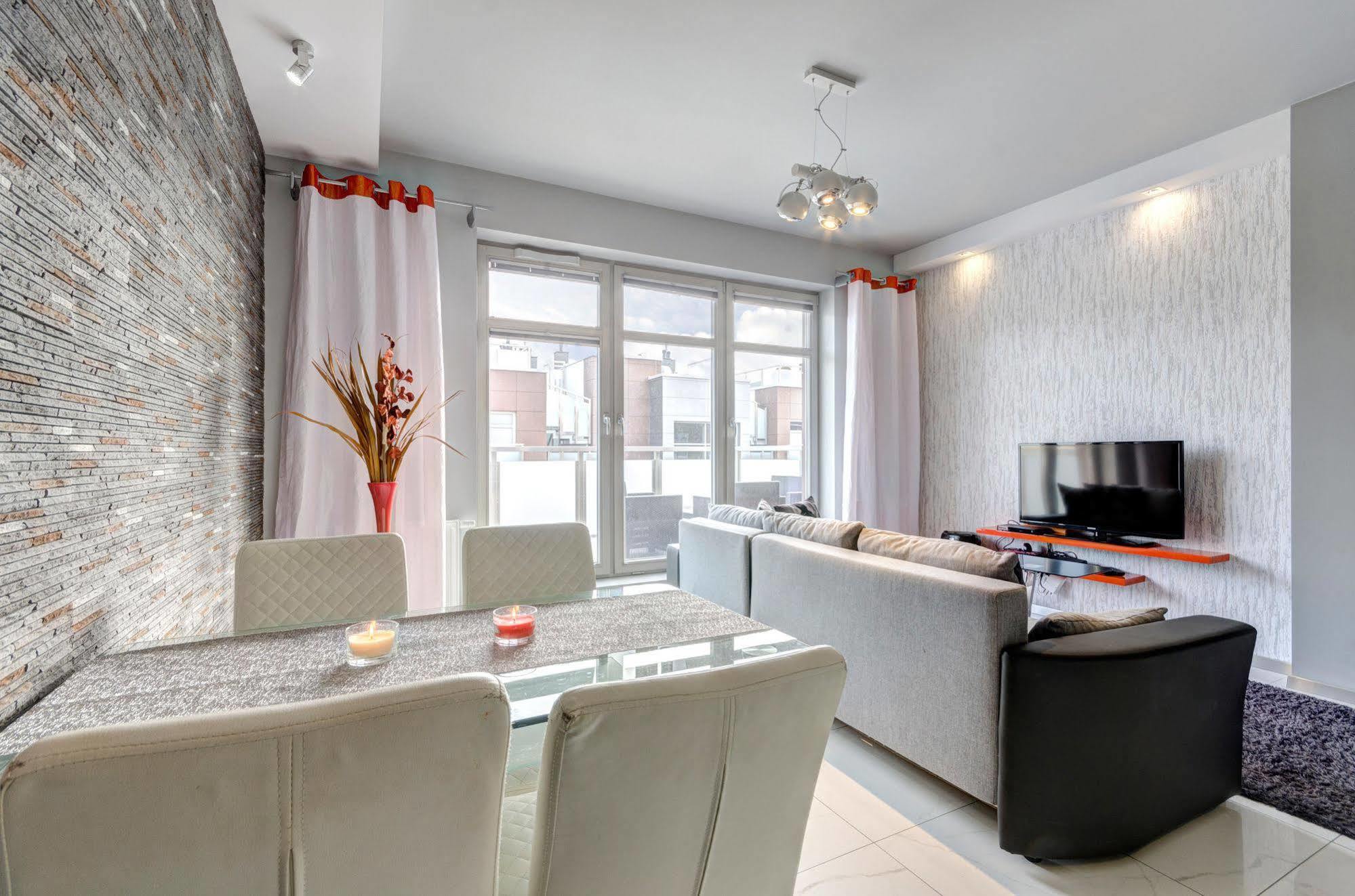 Swanky And Modern Marina Residence Сопот Екстериор снимка